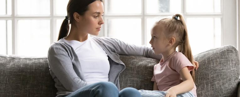 listening tips daughter and mom talking