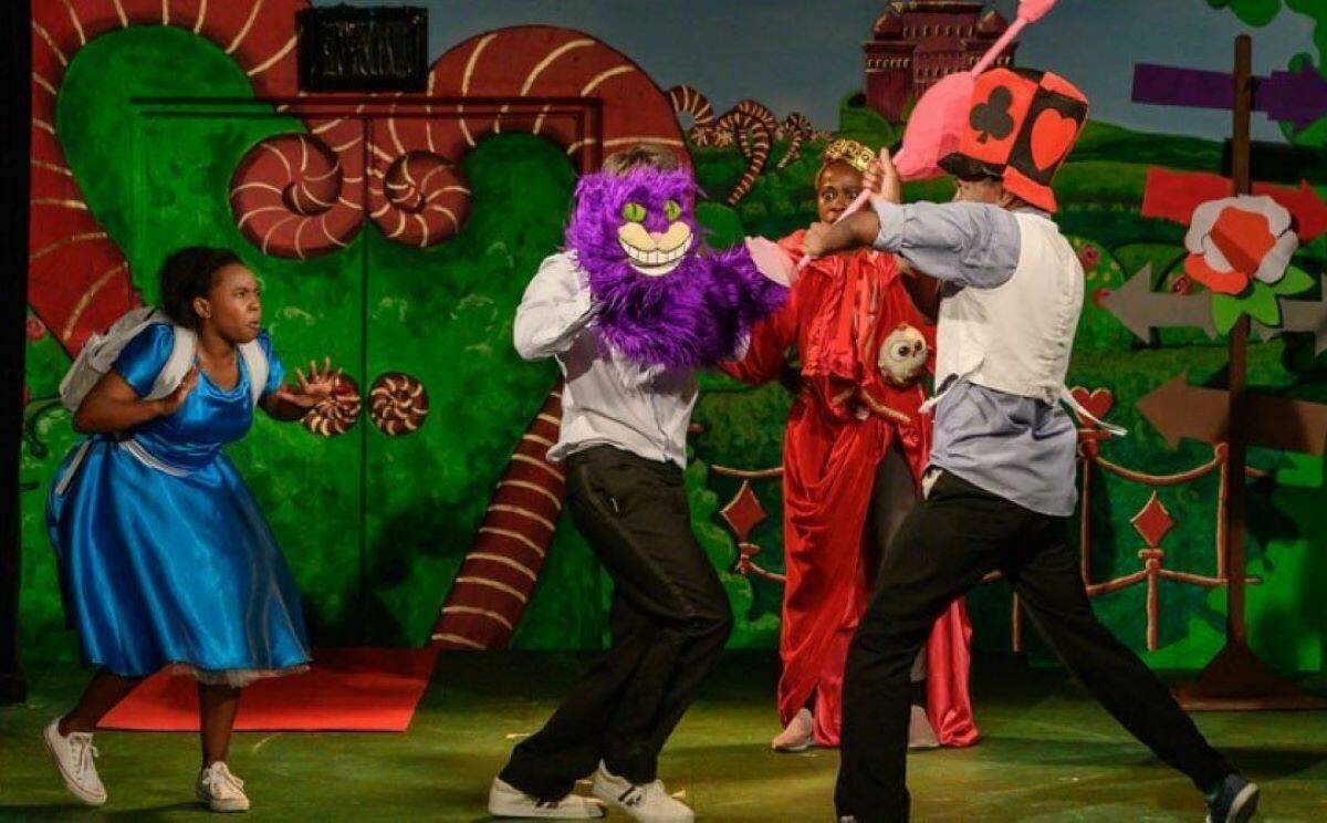 Christmas - Alice in Wonderland